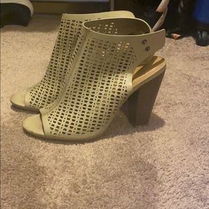 Bamboo heels, size 10
